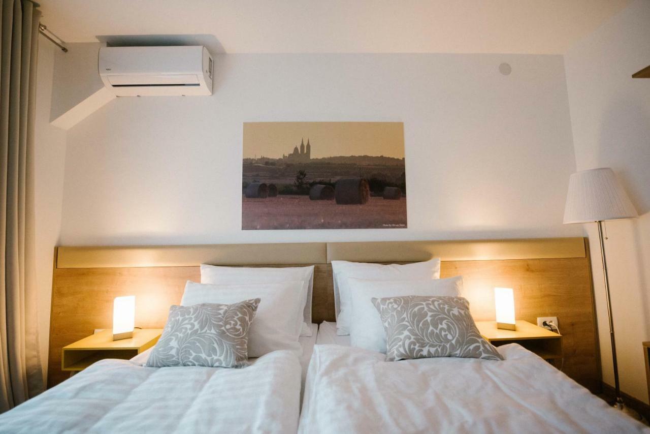 2I Rooms Ðakovo Екстериор снимка